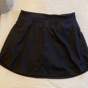 Old Navy black athletic skirt